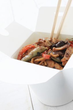 Geleneksel Çince paket servisi olan Restoran