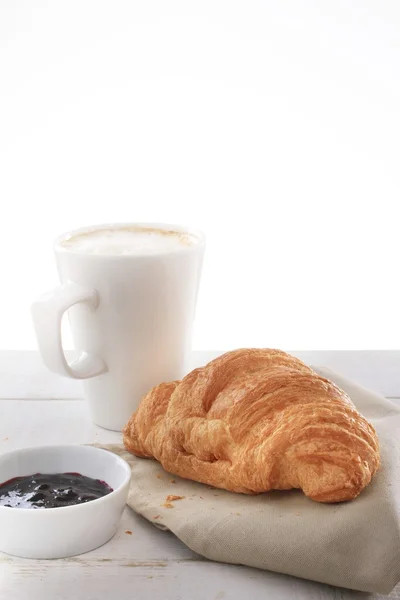 Friss croissant, kávé — Stock Fotó