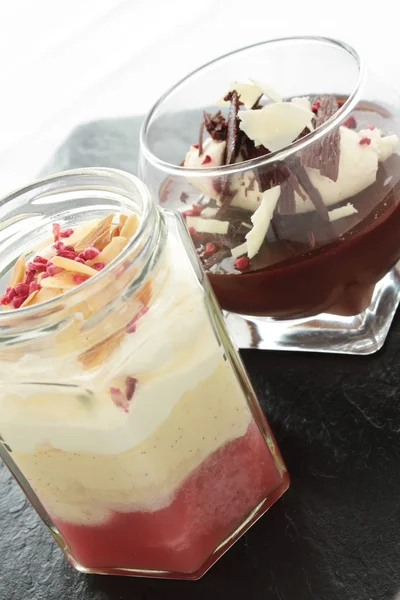 Plated dessert pudding — Stock Photo, Image