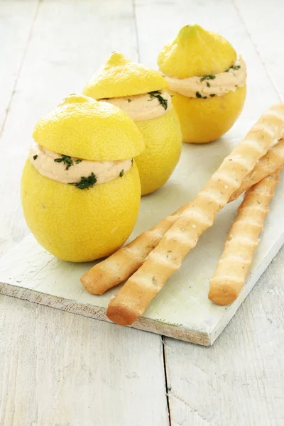 Lax citroner moussen dip — Stockfoto