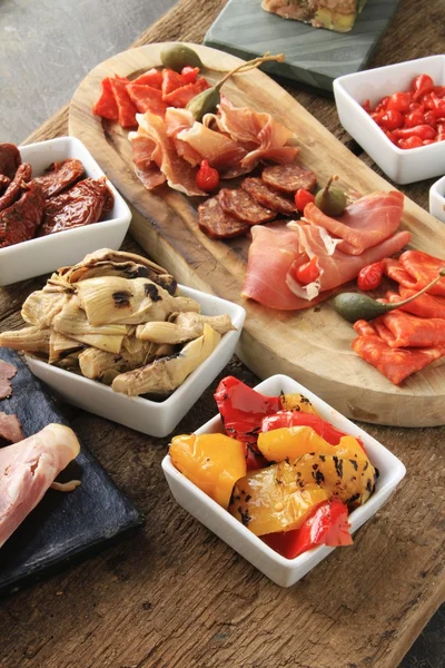 Tapas antipasti selection platter — Stock Photo, Image