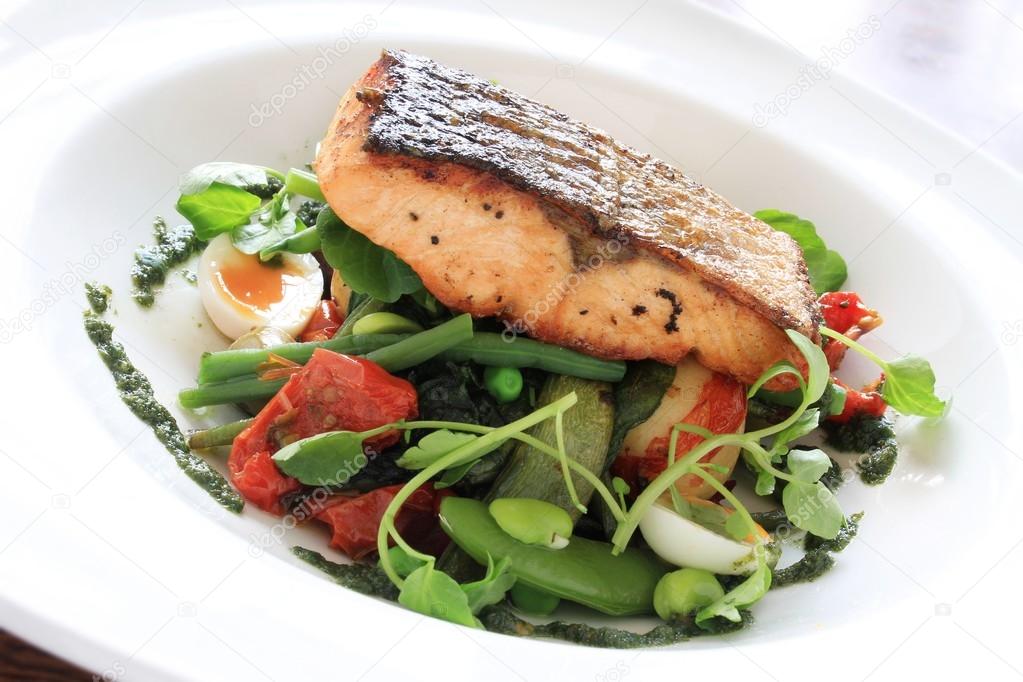 Healthy plated fish meal Stock Photo by ©neillangan 89700286