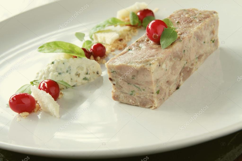 Terrine Starter / Ham Hock Mustard Terrine Recipe Bbc Good Food My
