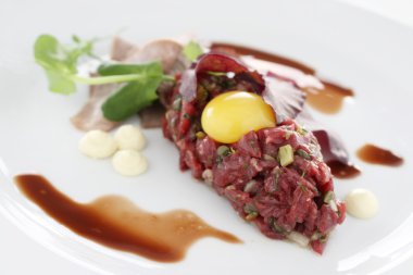 geleneksel biftek tartare meze