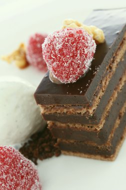 Çikolatalı pasta tatlı katmanlı