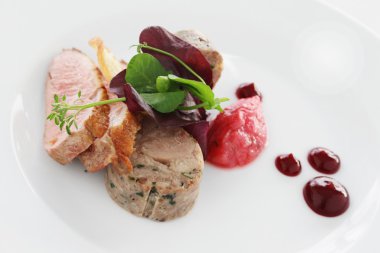 ördek ve domuz meze 