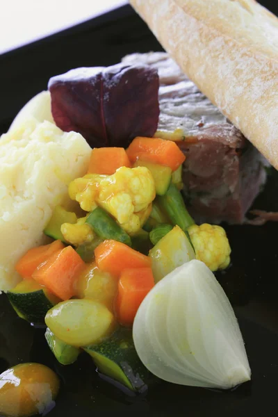 Plated gourmet ploughmans lunch — Stock Photo, Image