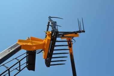 bulut gökyüzü karşı Ekskavatör