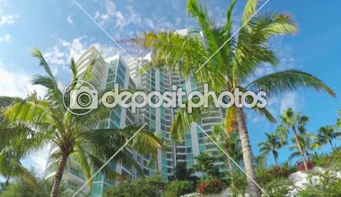 Gökdelenler ve modern blok daire bina büyük şehirde