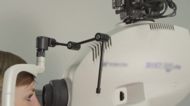 Bilgisayar göz testi, göz doktoru