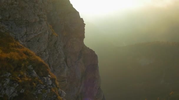 Gran abismo rocoso — Vídeo de stock