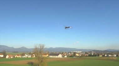 Uçan ve doğa filme Hexacopter