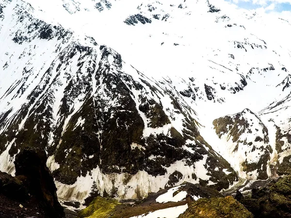 Schneebedeckter Elbrus Einem Sonnigen Tag — Stockfoto