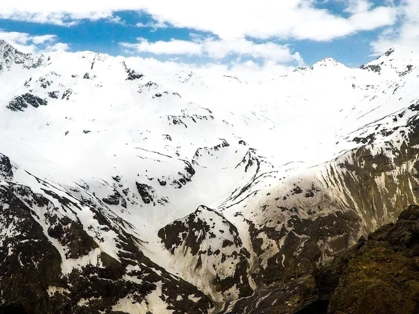 Schneebedeckter Elbrus Einem Sonnigen Tag — Stockfoto