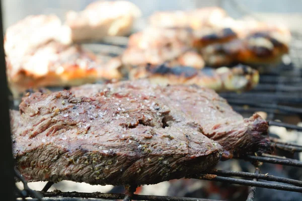 Részletek Házi Készítésű Hús Barbecue Nyaralás — Stock Fotó