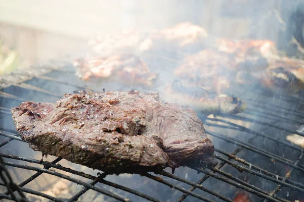 Részletek Házi Készítésű Hús Barbecue Nyaralás — Stock Fotó