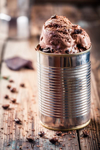 Homemade chocolate ice cream in a tin — Stock Photo, Image