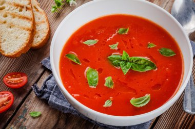 soğuk domates çorbası gaspaço