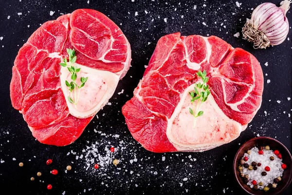 Two raw fresh veal shank meat for ossobuco — Stock Photo, Image