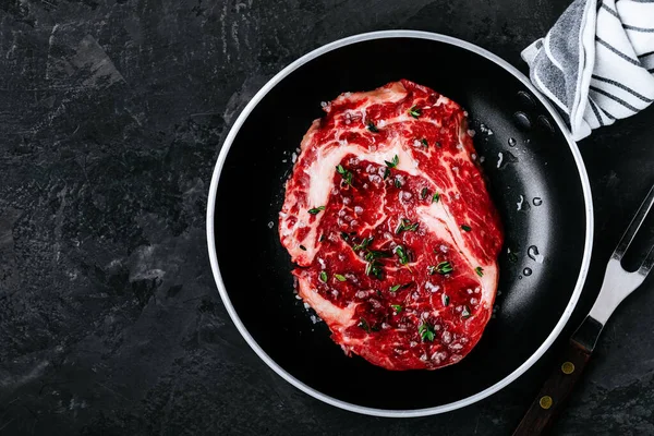Fresh Raw Rib Eye Steak Frying Pan Dark Stone Background — Stock Photo, Image