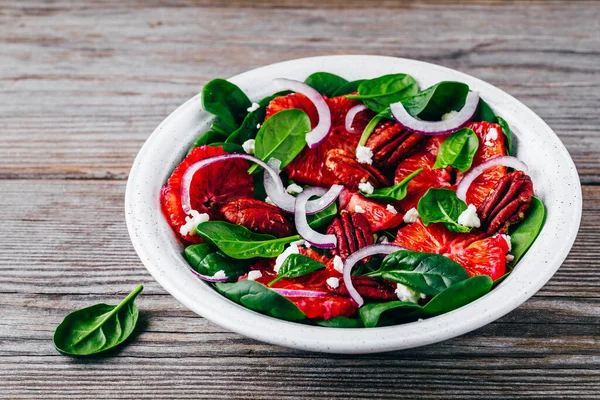 Citrus Spinach Salad Pecan Red Onions Goat Cheese Feta — Stock Photo, Image