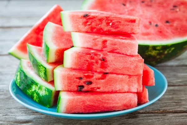 Scheiben frische saftige Bio-Wassermelone — Stockfoto