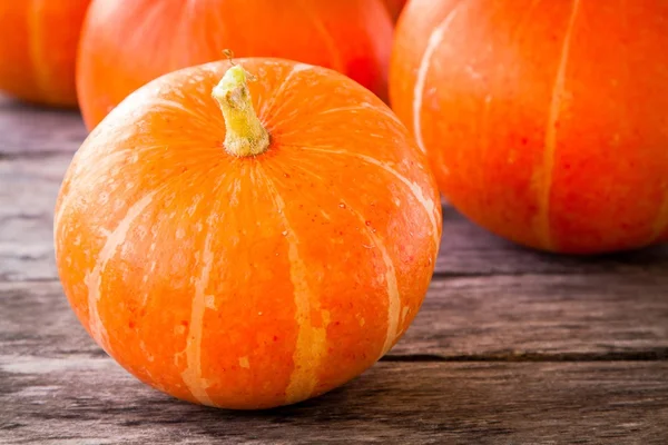 Ripe organic orange pumpkins — Stock Photo, Image