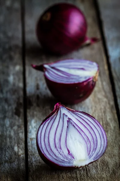 Cebollas rojas orgánicas frescas —  Fotos de Stock