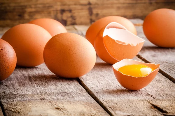 Taze çiftlik yumurtaları — Stok fotoğraf