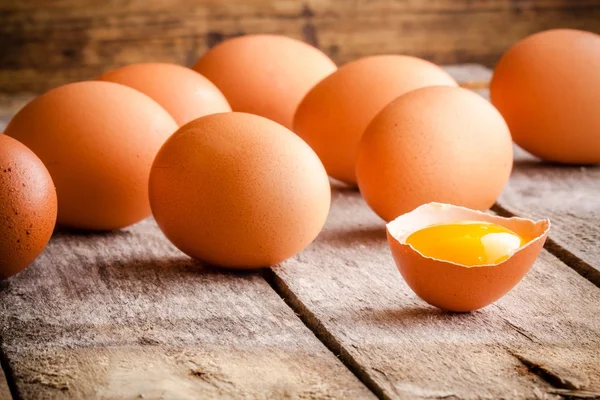 Fresh farm eggs — Stock Photo, Image