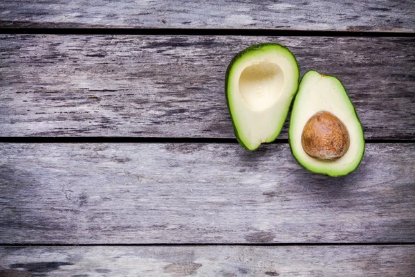 Fresco avocado crudo vista dall'alto — Foto Stock