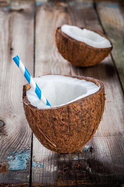 Fresh organic coconut — Stock Photo, Image