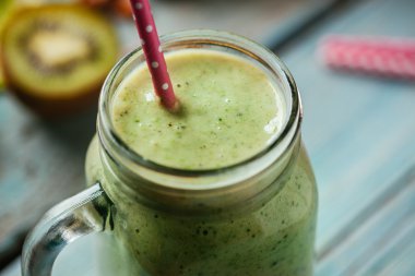 Taze sağlıklı güler yüzlü