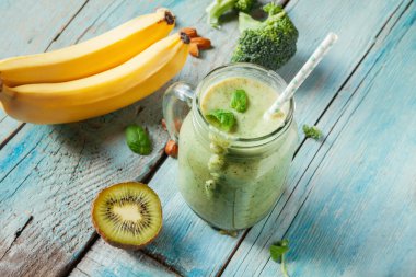 Taze sağlıklı güler yüzlü