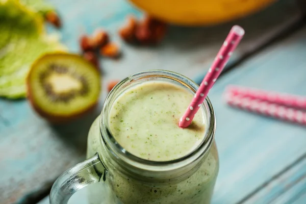 Smoothie segar yang sehat — Stok Foto