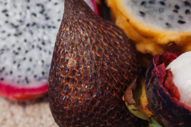 Makro tropikal meyve