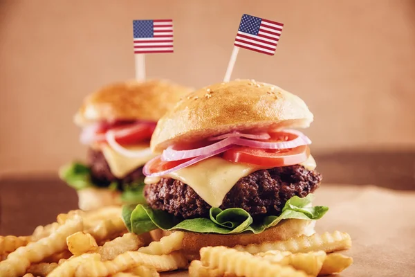 American Cheese Burger with French Fries and Cola — Stock Photo, Image