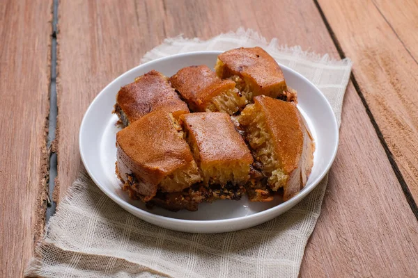 Martabak Manis Indonesisk Fylld Söt Pannkaka Fylld Med Rostade Jordnötter — Stockfoto