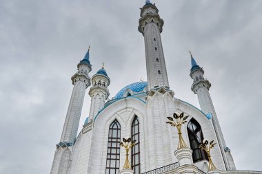 Kazan, Rusya - 26 Ekim 2020, Kazan Kremlin bölgesindeki Kul Şerif camii