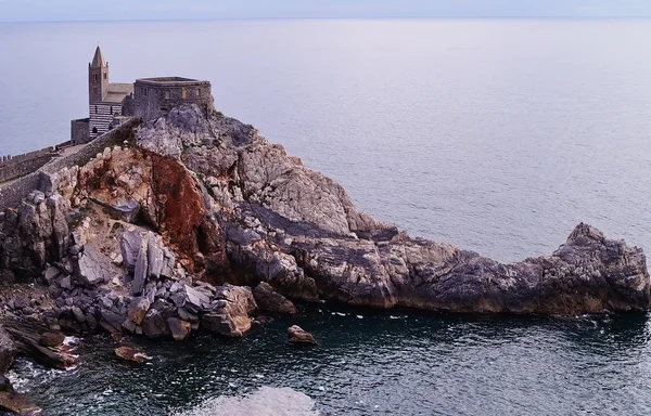 San Pietro templom, Portovenere, Liguria, Olaszország — Stock Fotó