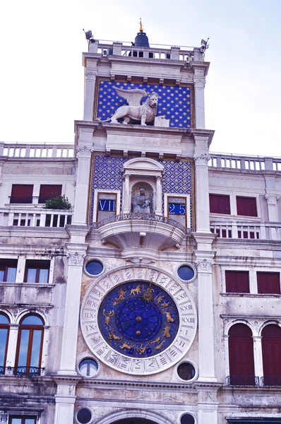 Tour de l'horloge sur la place San Marco, Venise, Italie — Photo
