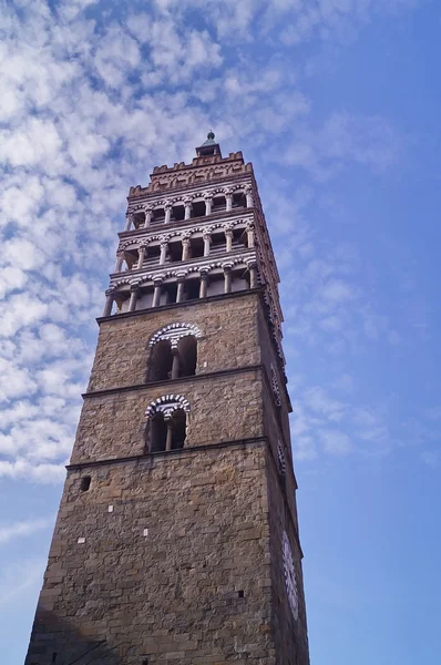 Torre de sino da Catedral de São Zenão, Pistoia; Itália — Fotografia de Stock