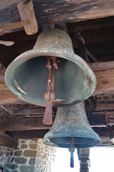 Sinos na torre da catedral de San Zeno, Pistoia, Toscana, Itália — Fotografia de Stock