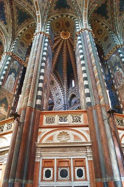 Interiér baziliky del Santo, Padova, Itálie — Stock fotografie