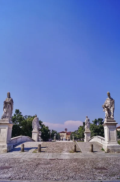 普拉托德拉瓦广场，帕多瓦意大利 — 图库照片