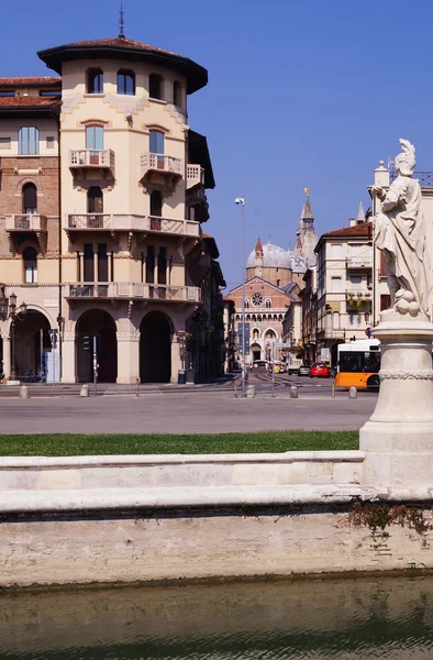 Piazza Prato della Valle, Padova, Italia — Foto Stock