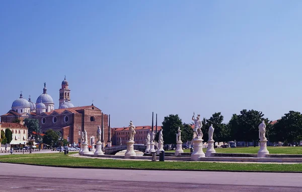 Prato della Valle square, Padua, Italien — Stockfoto