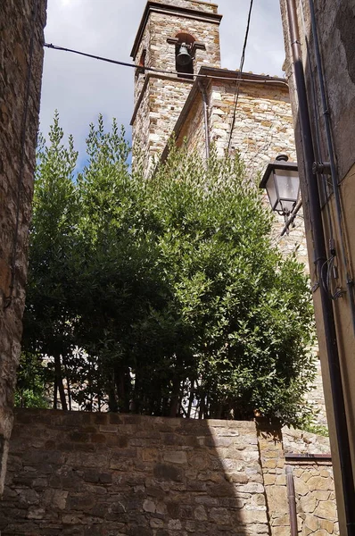 Glimp Van Het Oude Middeleeuwse Dorp Montefioralle Toscane Italië — Stockfoto