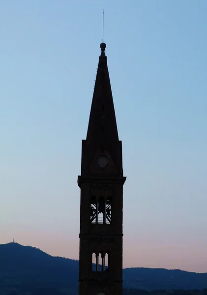 Bell tower santa maria novella på solnedgången, Florens, Italien — Stockfoto