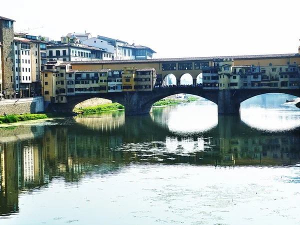 イタリア・フィレンツェのヴェッキオ橋 — ストック写真